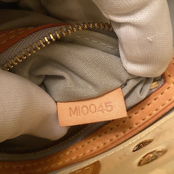 Louis Vuitton Monogram Matte PM Tote Handbag - Picture 15 of 16